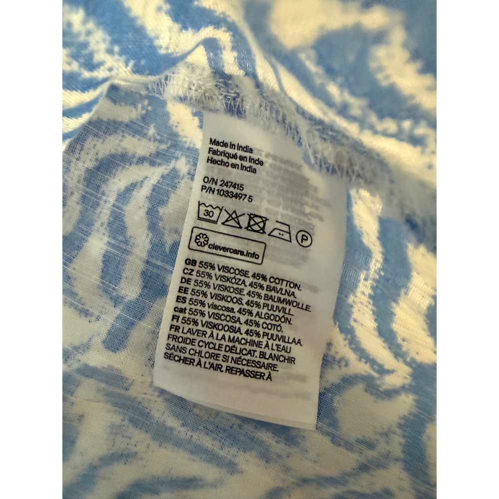 H&M Blue White Abstract Wave Print Sleeveless Blouse V-Neck Top Medium - Picture 4 of 5